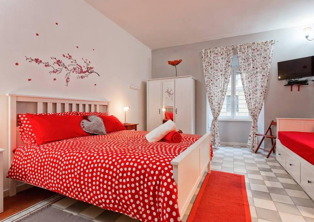 Bed And Colors * Roma